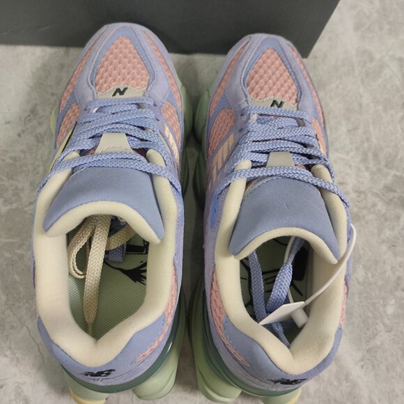 The Whitaker Group x 9060 Missing Pieces Pack Daydream Blue - Picture 5 of 8